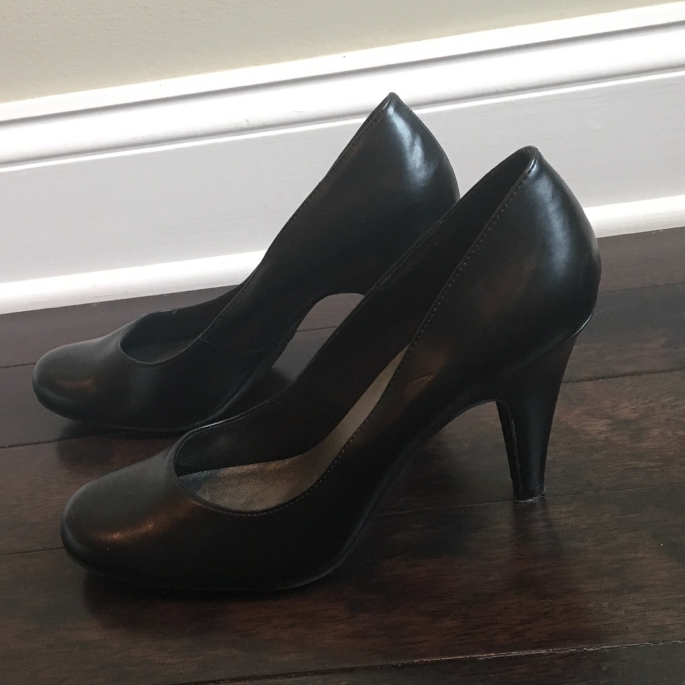 Black heels